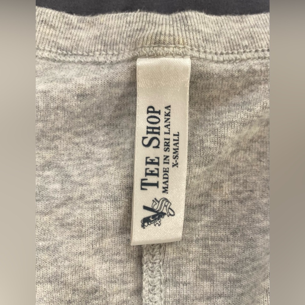 Victorias Secret Tees fitted long sleeve grey top size XS - Picture 9 of 10